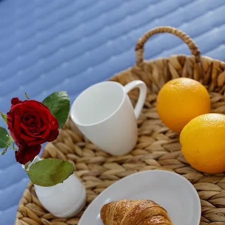 Appartement Adelphes Beachfront With Direct Connection To The La Canée