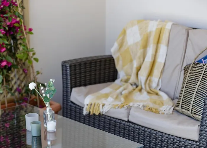 Adelphes Beachfront With Direct Connection To The La Canea