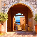 Adelphes Beachfront With Direct Connection To The