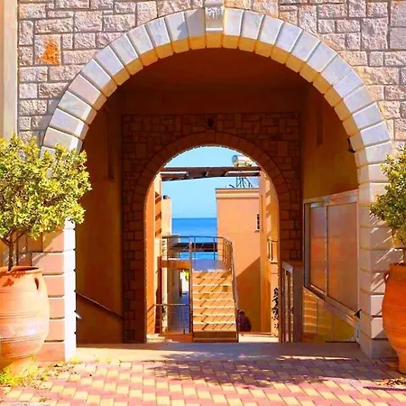 Adelphes Beachfront With Direct Connection To The