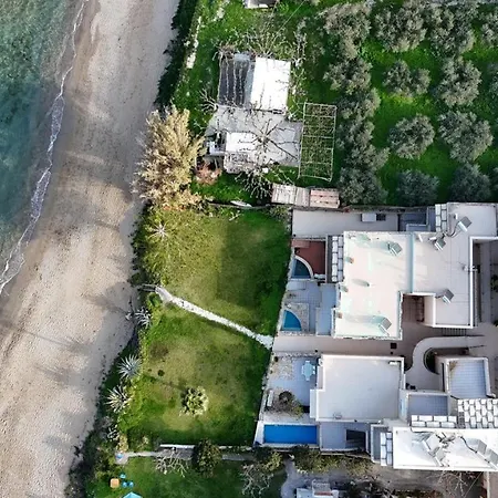 Adelphes Beachfront With Direct Connection To The Ханья (Крит)