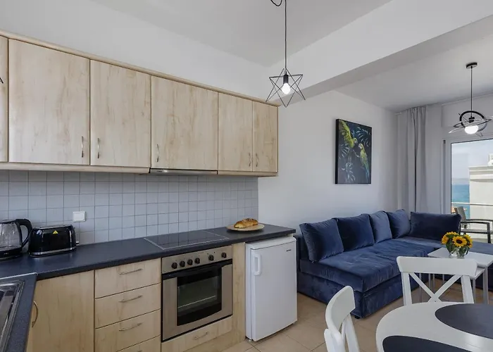 Adelphes Beachfront With Direct Connection To The * Ханья (Крит)