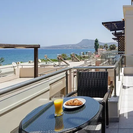 Apartment Adelphes Beachfront With Direct Connection To The *